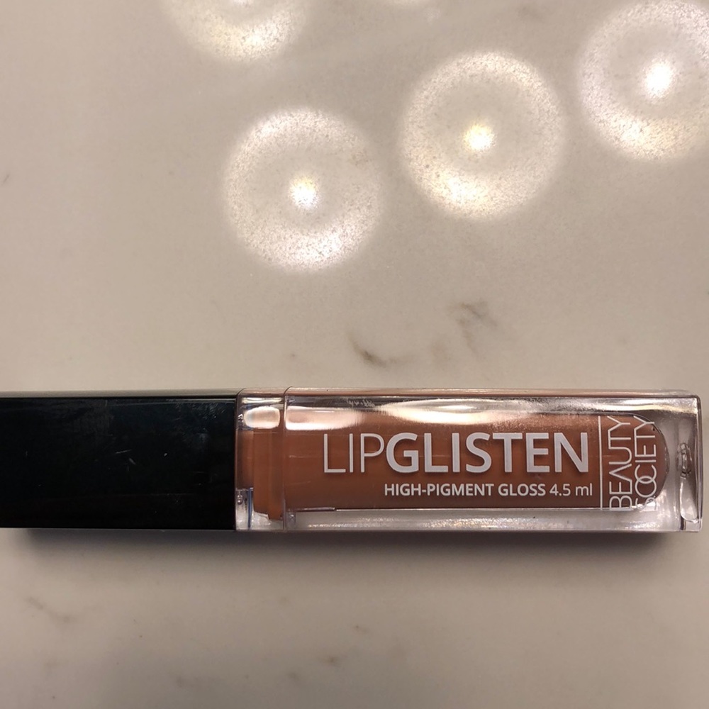 Beauty Society lip gloss